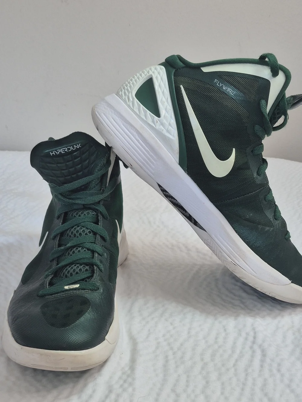 Nike classic black